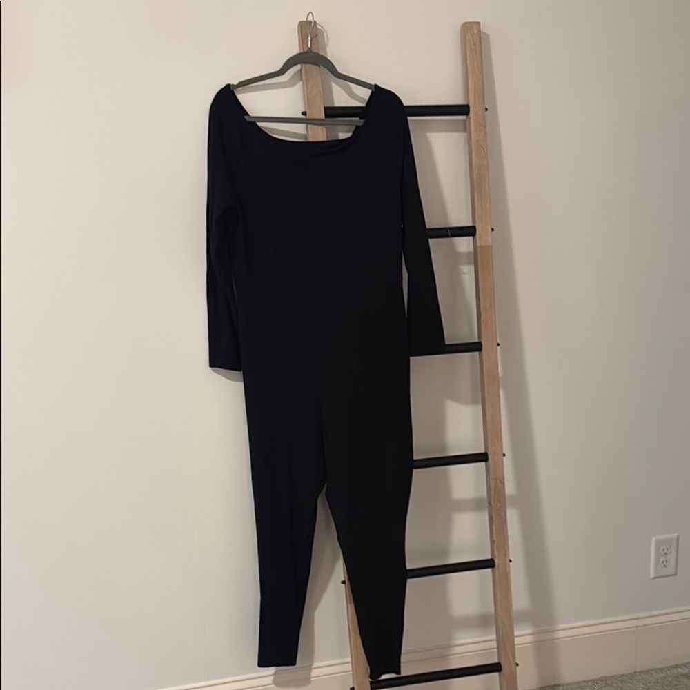 Black Long Sleeve Scoop Neck Jumpsuit
